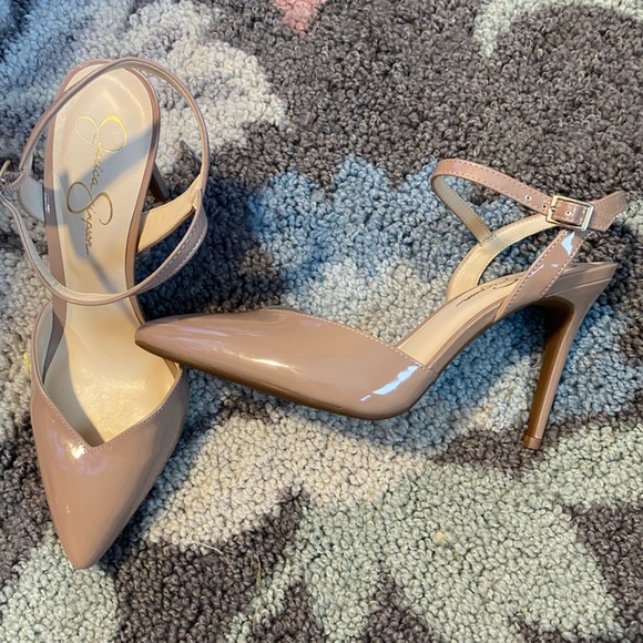 Jessica Simpson - Picture 2 of 3